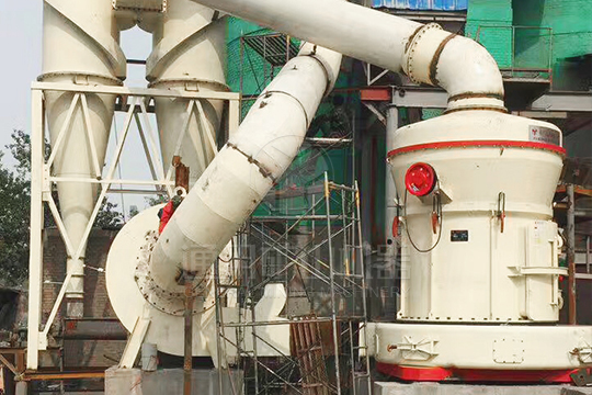 通礦MTW175型歐版雷蒙磨粉機(jī)在陜西韓城電廠脫硫石灰石磨粉生產(chǎn)線上的應(yīng)用。